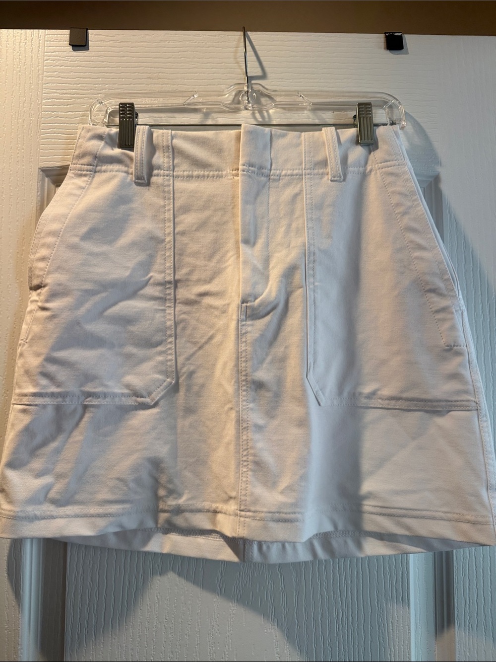 Athleta White Flat-Front Casual Skirt